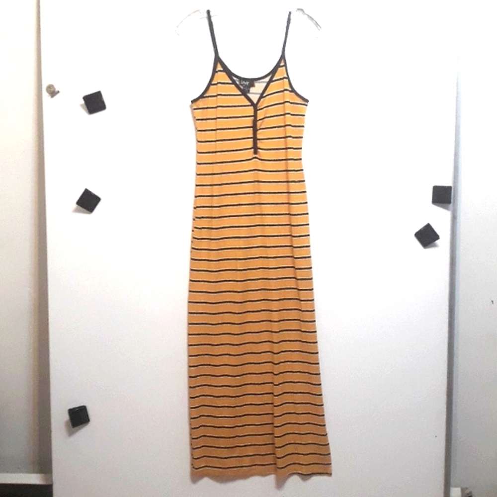 Large Womens Sleeveless Striped Maxi Dress
